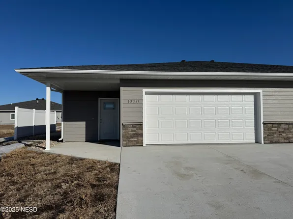 1820 4th St NW, Watertown, SD 57201