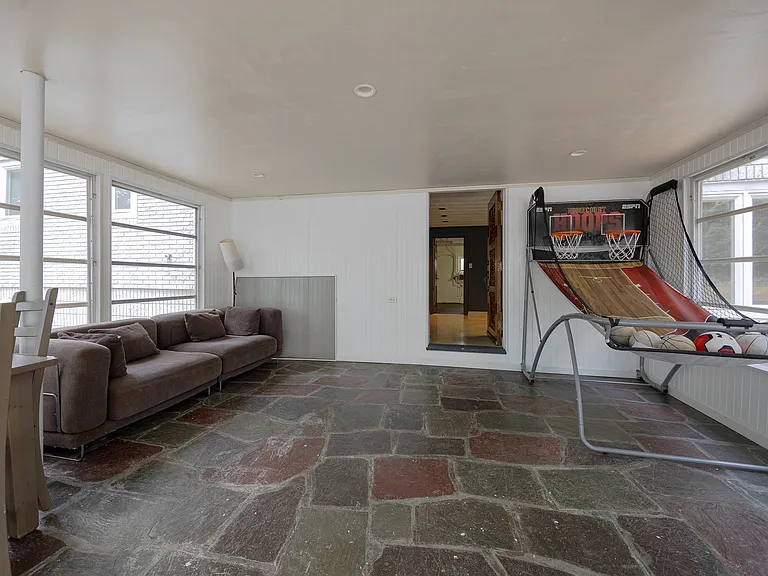 6 Peach Tree Ln — Photo 21