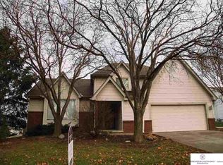 15526 Western Ave, Omaha, NE 68154