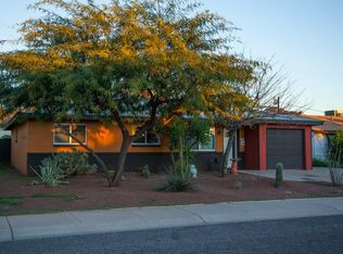 9827 N 11th St, Phoenix, AZ 85020