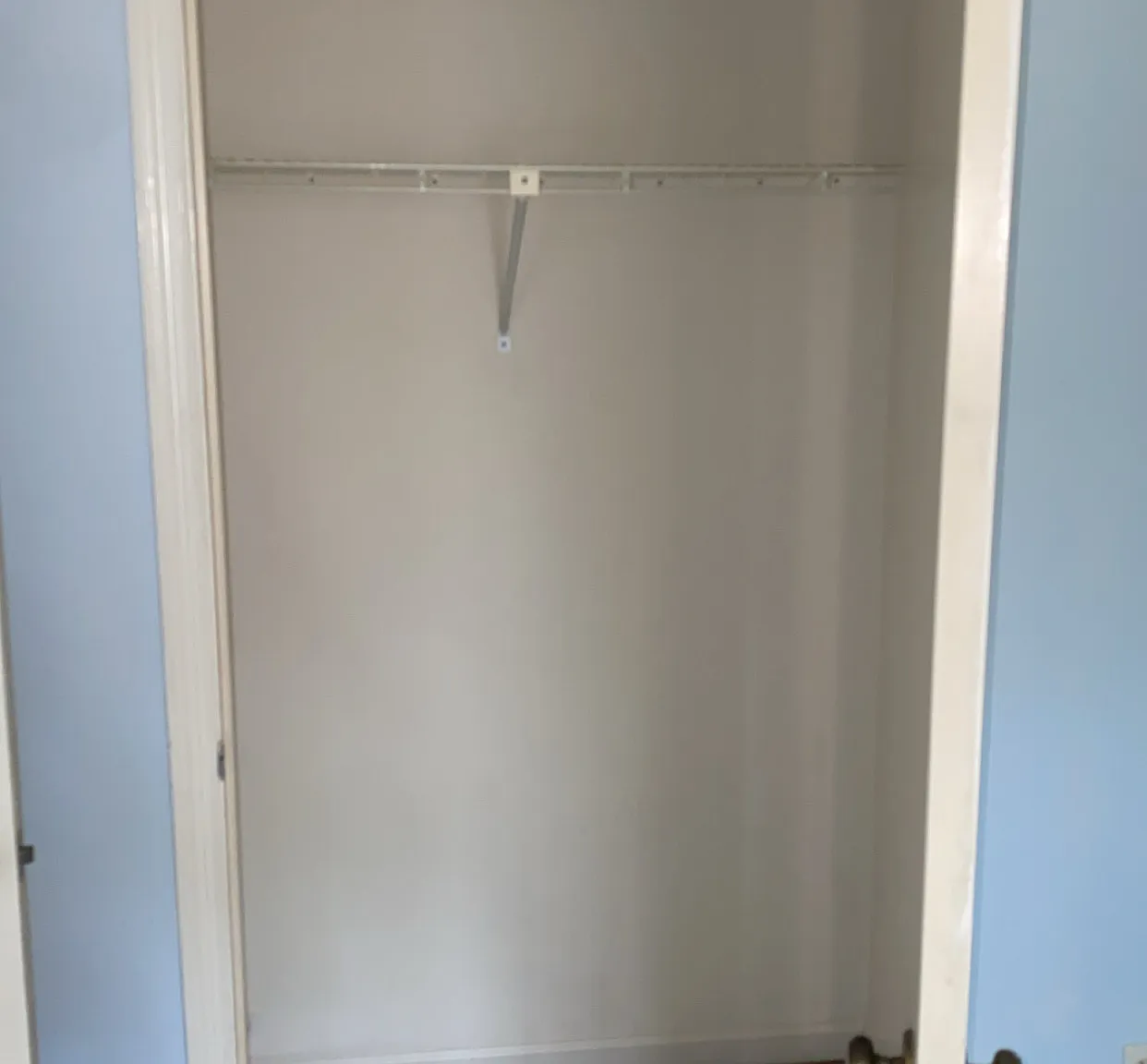 2 bed, 1.5 bath, 1250 sqft, $1,100 — Photo 2