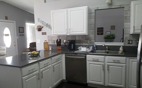5th image of 318 Palomino Ln