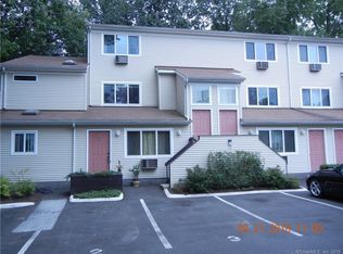30 Elmcroft Rd APT 3, Stamford, CT 06902