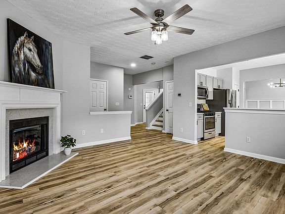 2nd image of 313 Woodland Pass