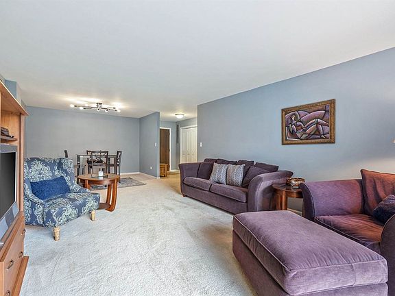 3rd image of 9201 Drake Ave #1095