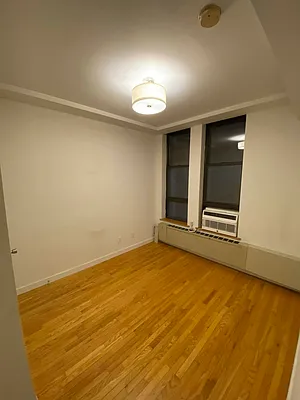 Rented by Voro NYC | media 26