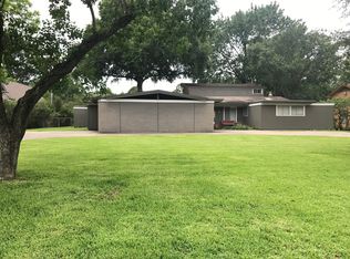 5419 Valerie St, Bellaire, TX 77401