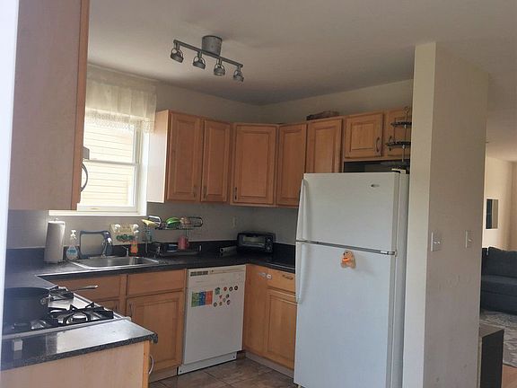 4th image of 2959 Ocean Pkwy APT 3R