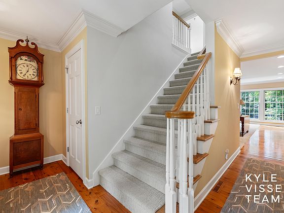 4th image of 6776 Gleneagles Dr SE