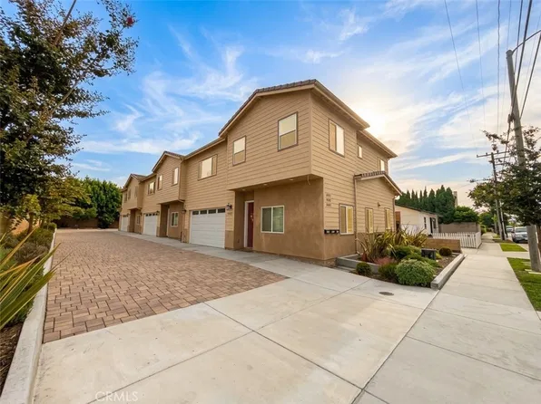 9052-9054 9056 Denni St, Cypress, CA 90630