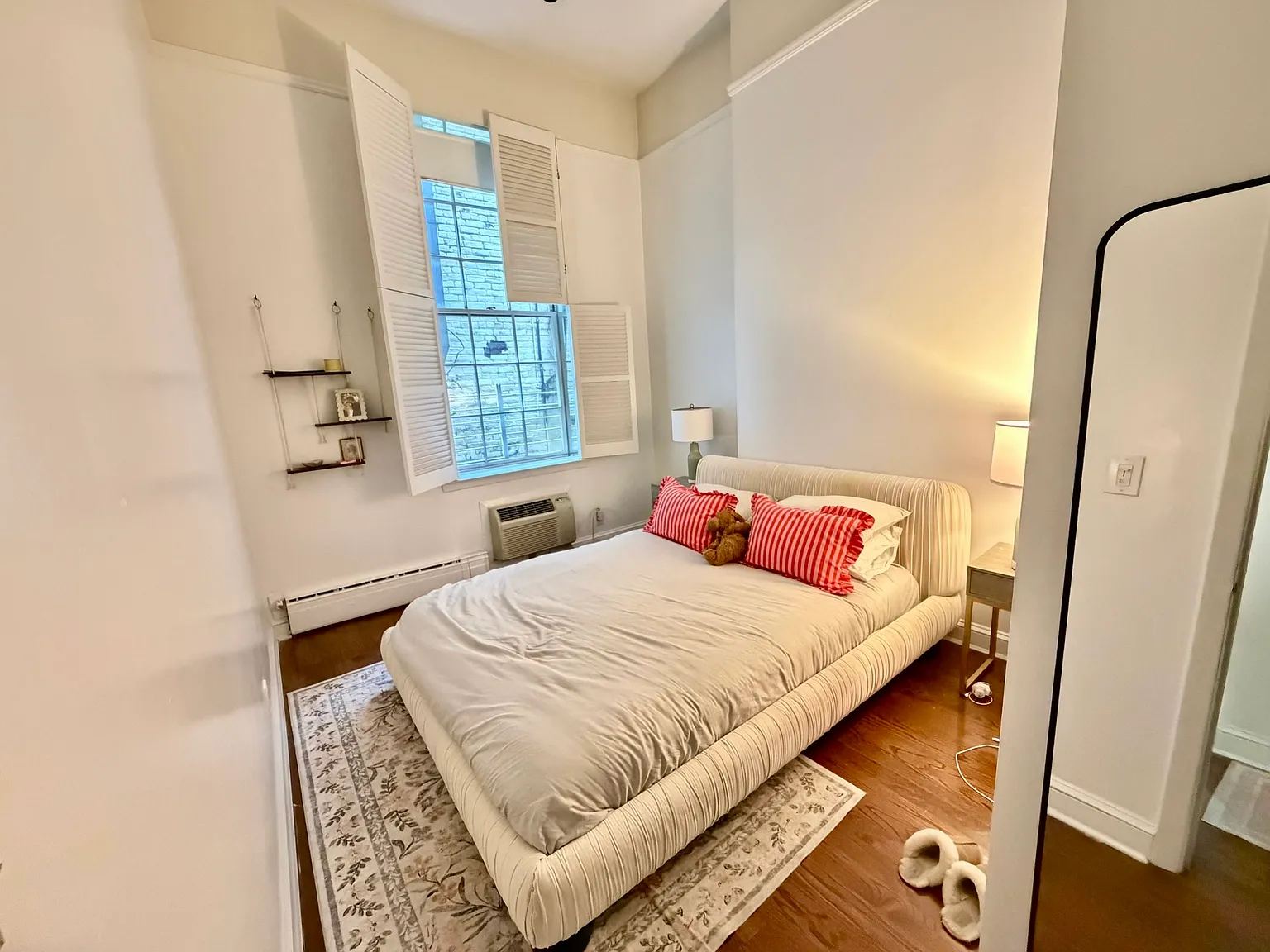303 West 18th Street — Photo 3
