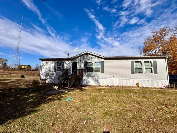 65 Scenicwood Ln, Monongah, WV 26554