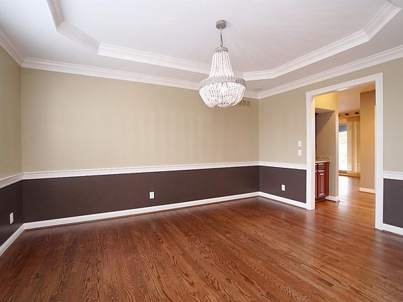 3rd image of 3609 Wild Cherry Way