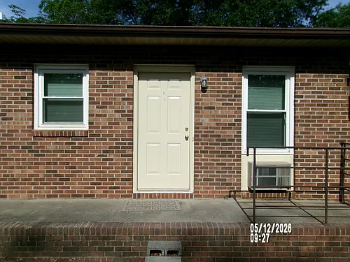 1425 1st Ave NW #4 Photo 1