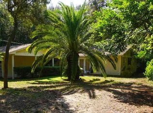 253 Fairpoint Dr, Gulf Breeze, FL 32561