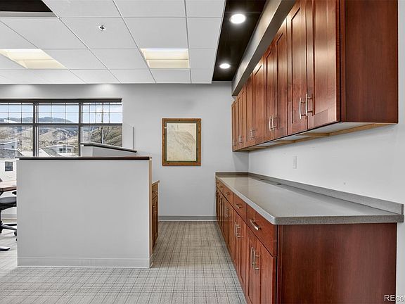 5th image of 722 Washington Avenue #210