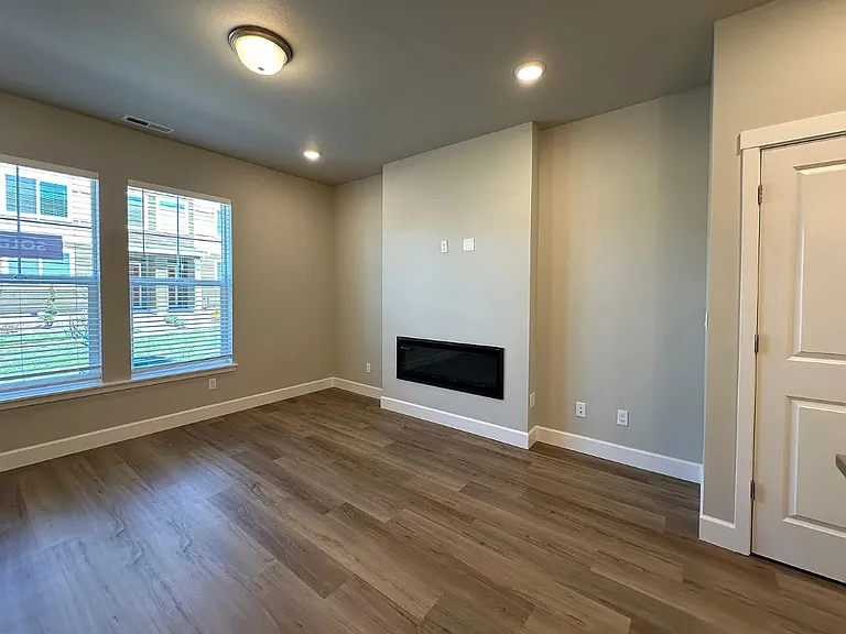 8315 SE Shale Ln — Photo 3