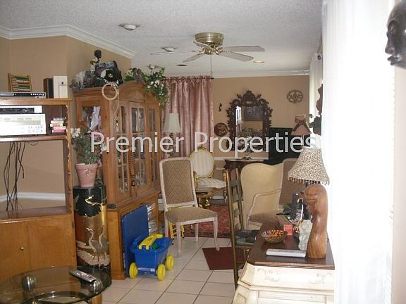 2nd Living Area
