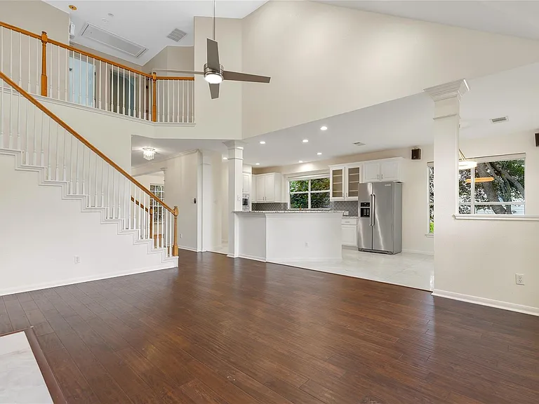 10329 Kilmarnock Dr — Photo 9