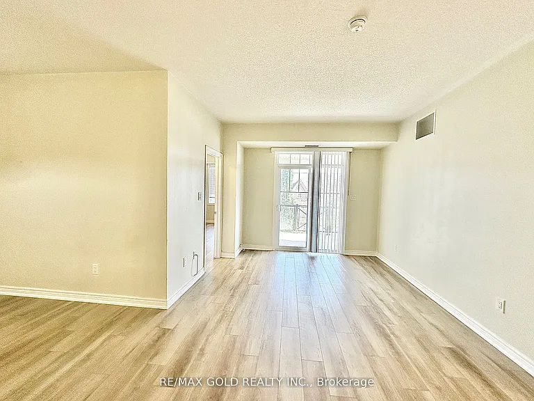 263 Georgian Dr #308 — Photo 8