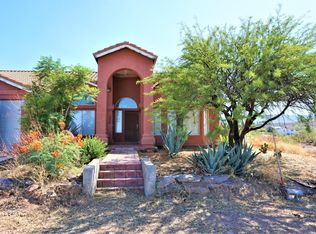 2534 W Roughrider Rd, New River, AZ 85087