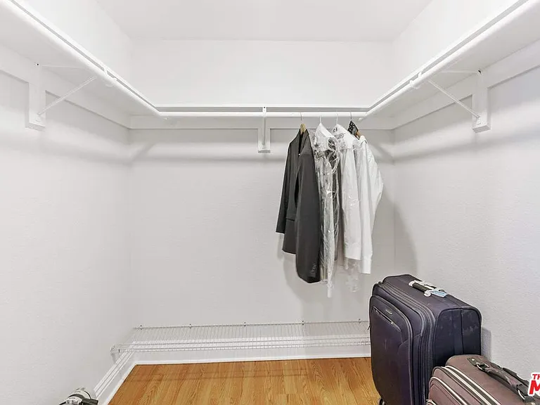 4058 Wade St — Photo 14