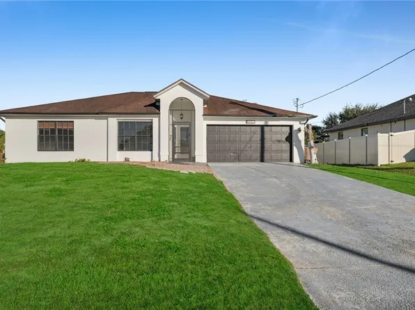 918 Acroft Ave, Lehigh Acres, FL 33971