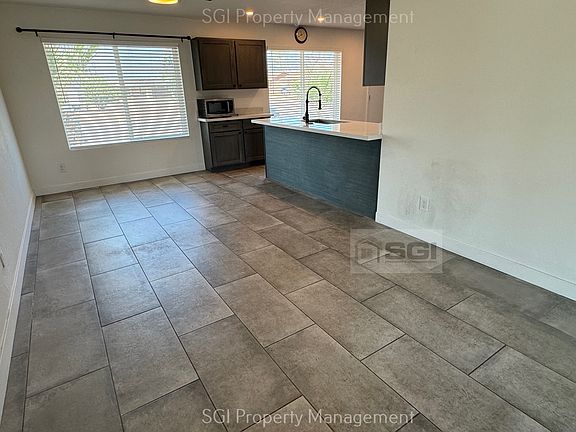 4th image of 20027 N 17th Ln