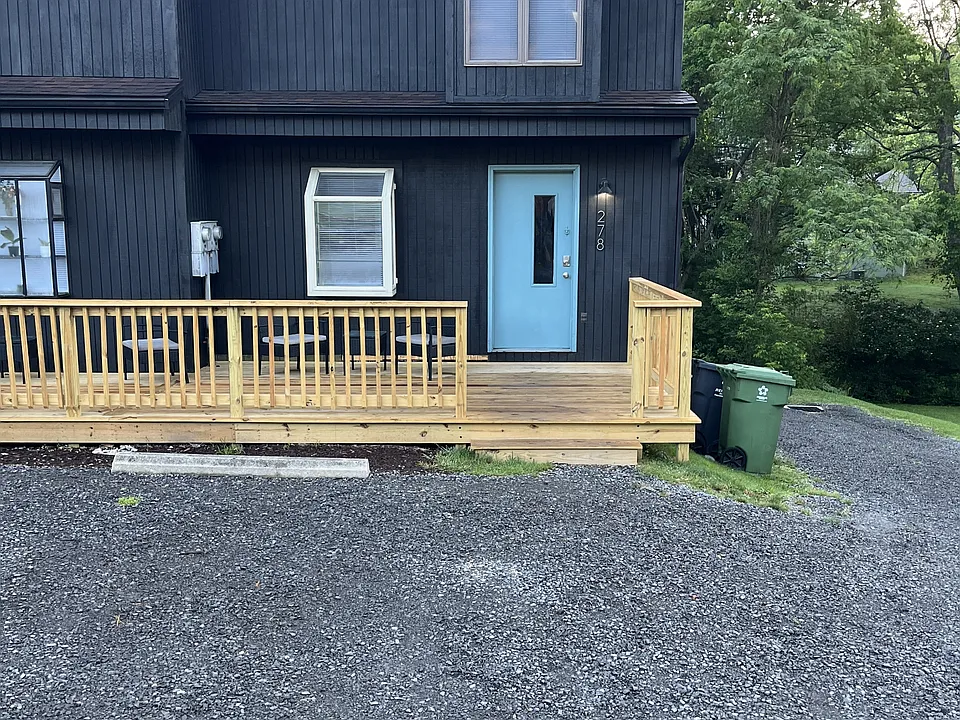 278 Randolph Rd