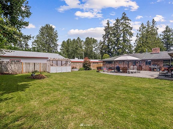 Spacious, level and designed for enjoyment!