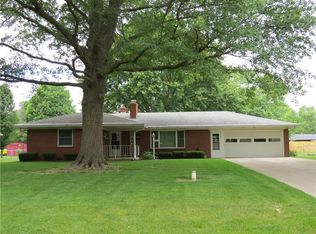 7204 Maple Dr, Avon, IN 46123
