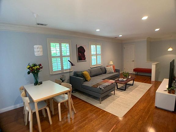 3rd image of 9059 W Swan Cir