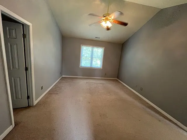 9405 Willow Ridge Dr — Photo 3