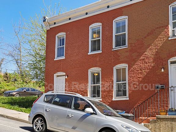 3rd image of 146 Bethel St