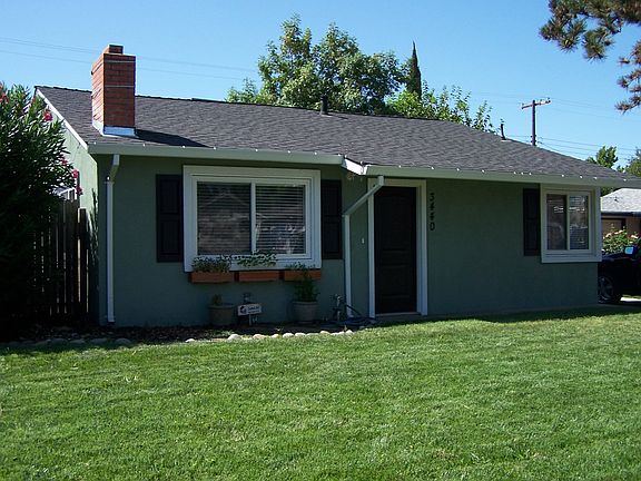 3rd image of 3440 Wemberley Dr