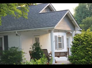 904 Olive Rd, Knoxville, TN 37934