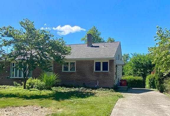 2nd image of 273 Pingree Dr