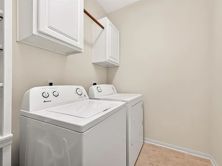 23734 Indian Hills Way — Photo 35