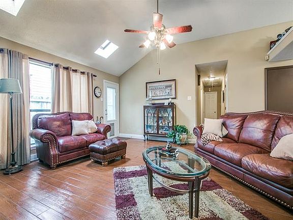 5th image of 1753 Prescott Dr