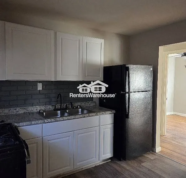 104 Fenwick Dr — Photo 15