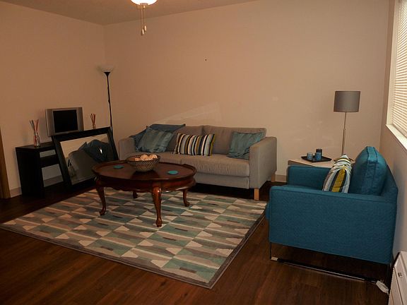 2nd image of 161 S 6th St APT D