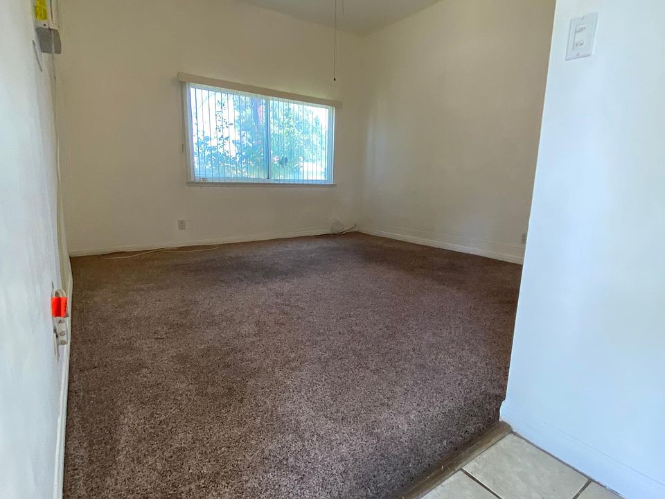 1st image of 23244 Victory Blvd