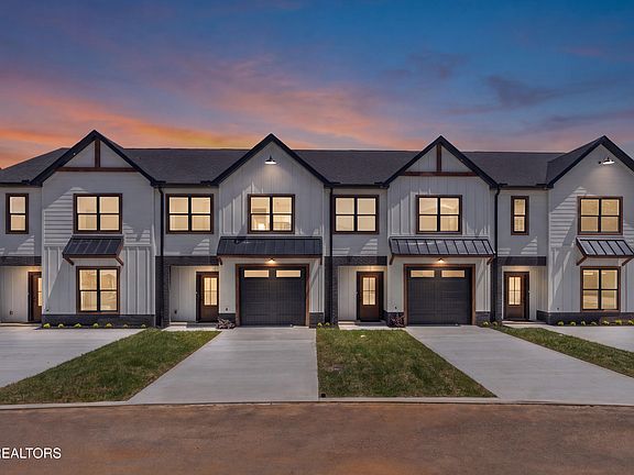 2nd image of 1361 Grace Ridge Dr