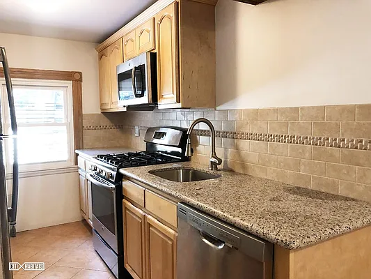 Rented by Citi Habitats | media 14