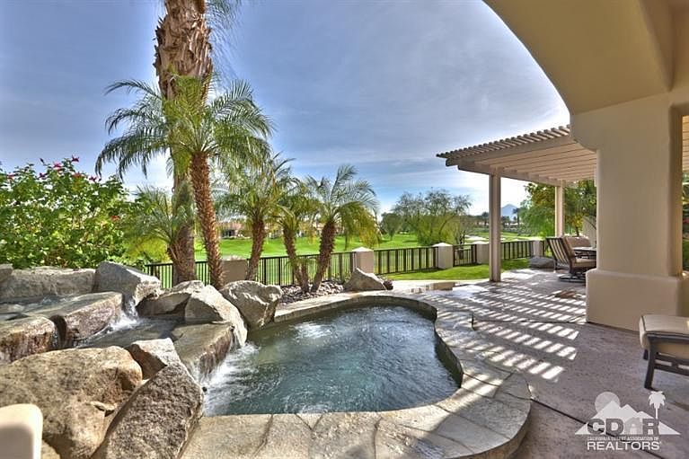 1st image of 662 Mesa Grande Dr
