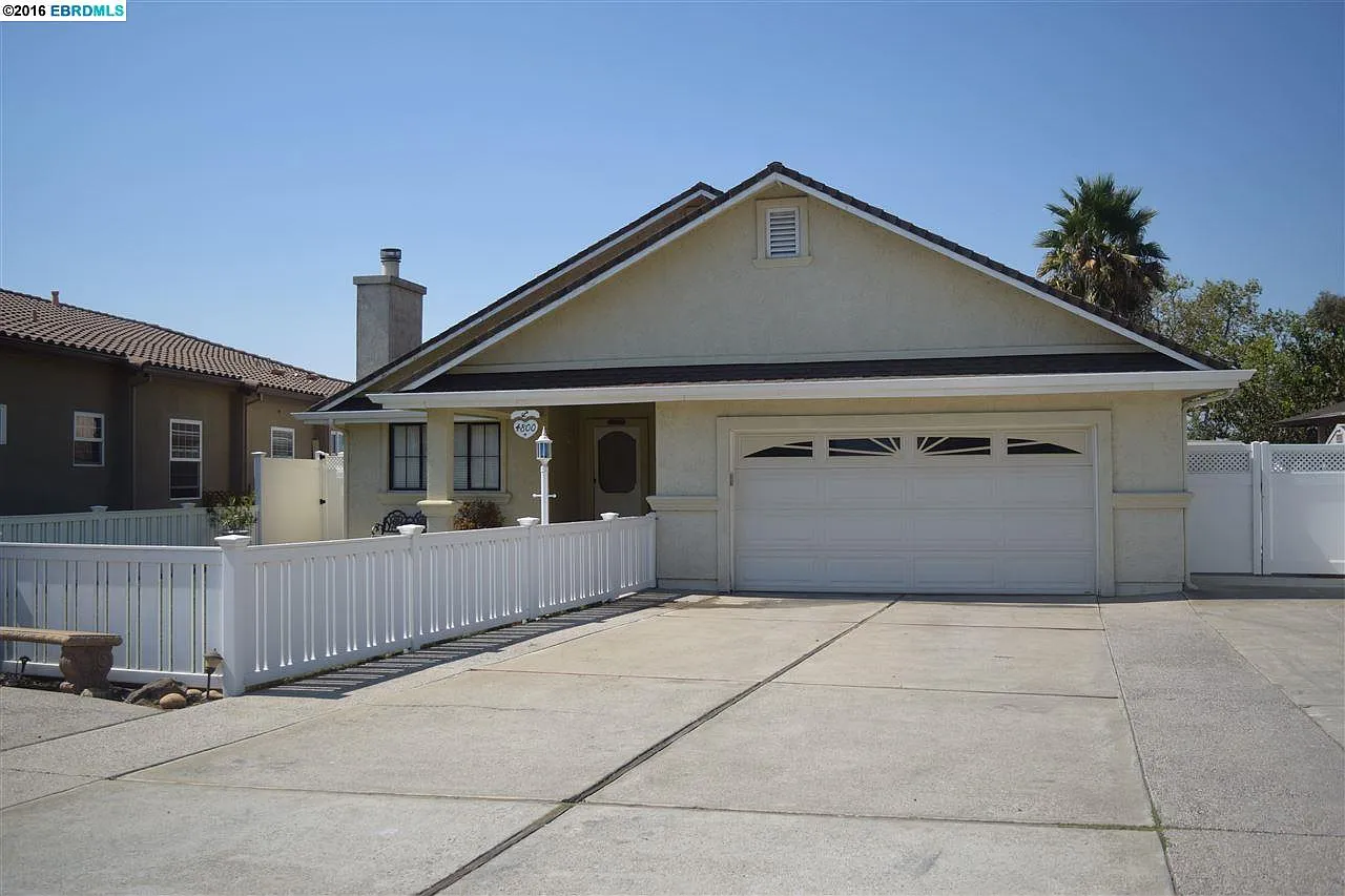 4800 Discovery Point photo 1
