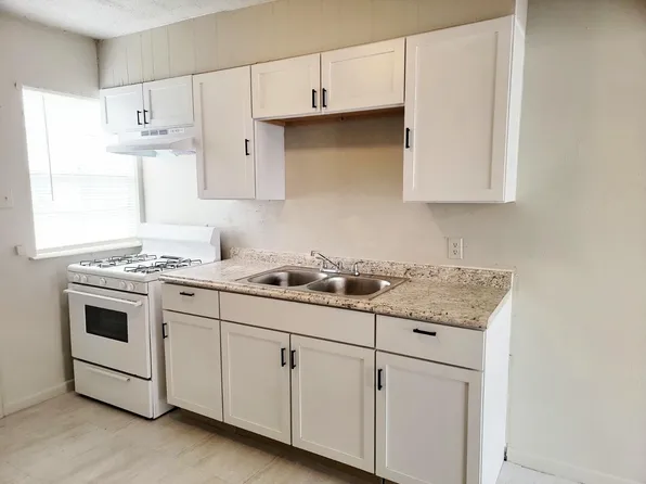 82 Colorado Dr, Maxwell, TX 78656