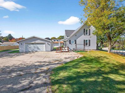 217 Prospect St, Combined Locks, WI, 54113