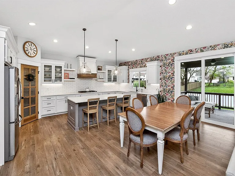 14301 Sheridan Ave — Photo 18