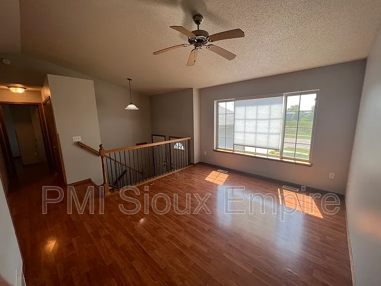 4829 S Wilson Ave — Photo 7